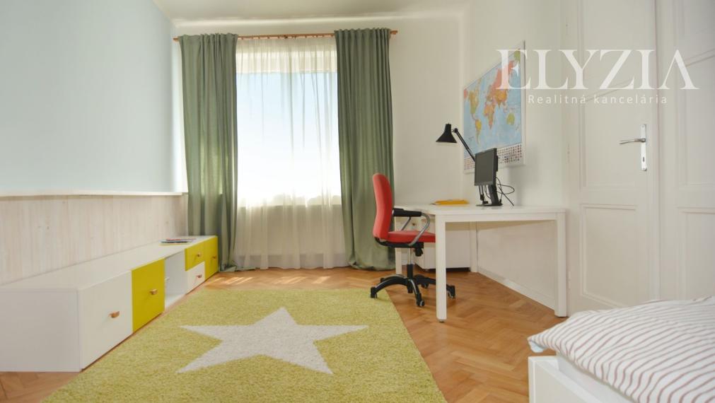 ..........PRENAJATÝ......... ELYZIA I Prenájom štýlový 3 izbový byt, Björsonova ul., Staré mesto, Bratislava