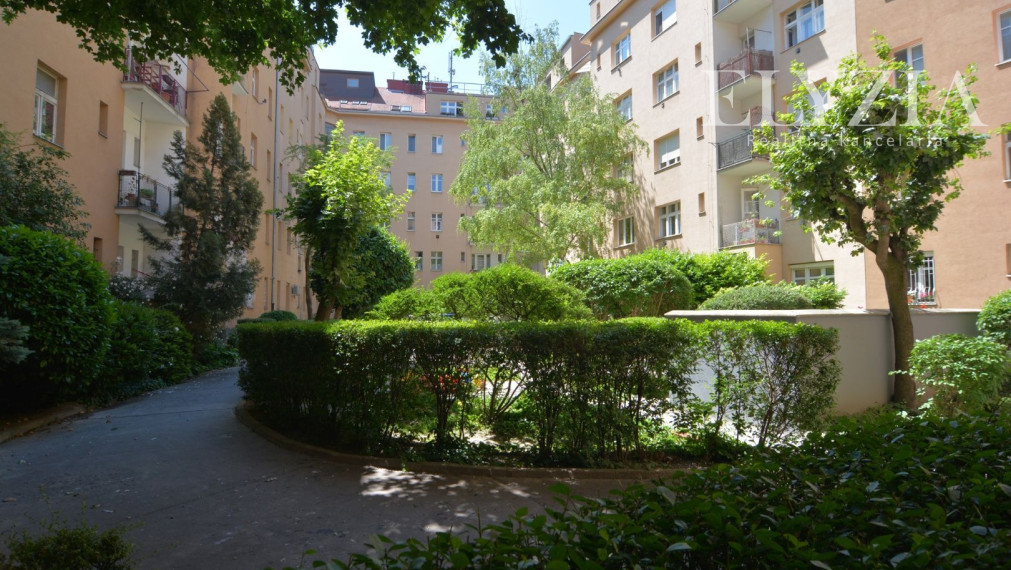 ..........PRENAJATÝ......... ELYZIA I Prenájom štýlový 3 izbový byt, Björsonova ul., Staré mesto, Bratislava