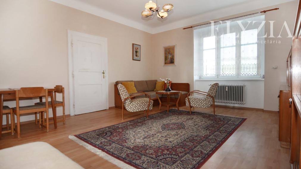 ............. PREDANÝ............. ELYZIA I PREDAJ PRIESTRANNÝ 2 IZB. BYT S LOGGIOU (97 m2), úžasná atmosféra, Račianska ul., Bratislava