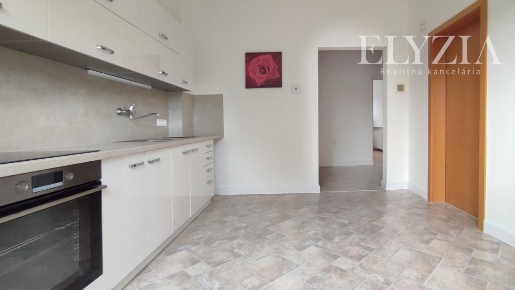 ........ PRENAJATÝ........ELYZIA I PRENÁJOM VEĽKÉHO 3 IZBOVÉHO BYTU 93 m2+ pivnica, sklad, parkovanie, Šamorínska, Bratislava - Podunajské Biskupice