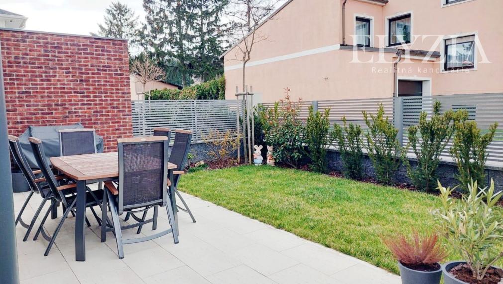 ELYZIA! NÁDHERNÁ NOVOSTAVBA V RAKÚSKU! PRENÁJOM RODINNÉHO DOMU S TERASOU, WOLFSTAHL