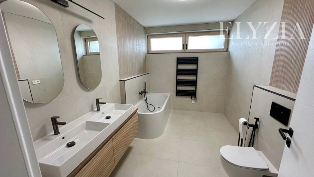 NÁDHERNÝ RD 2 NA PRENÁJOM V OBCI WOLFSTHAL, RAKÚSKO