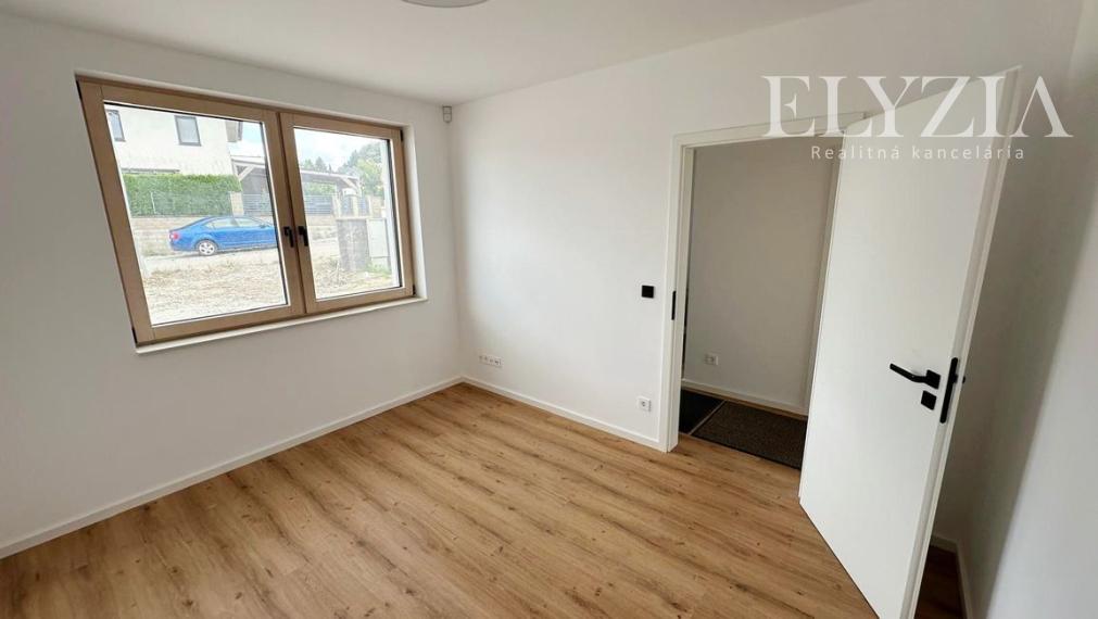 NÁDHERNÝ RD 2 NA PRENÁJOM V OBCI WOLFSTHAL, RAKÚSKO