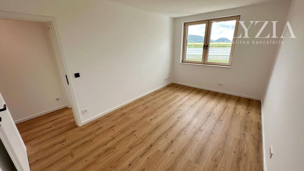 NÁDHERNÝ RD 2 NA PRENÁJOM V OBCI WOLFSTHAL, RAKÚSKO