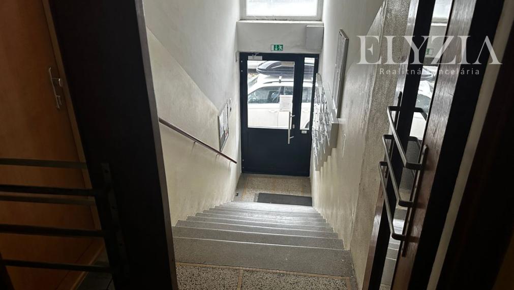 PREDAJ! 2,5 IZB. BYT PRI TRNAVSKOM MÝTE