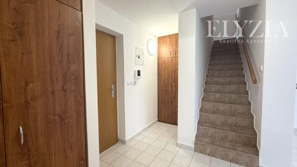 PRENÁJOM! 4 izb. byt na Bôriku s terasami, BA – Staré mesto