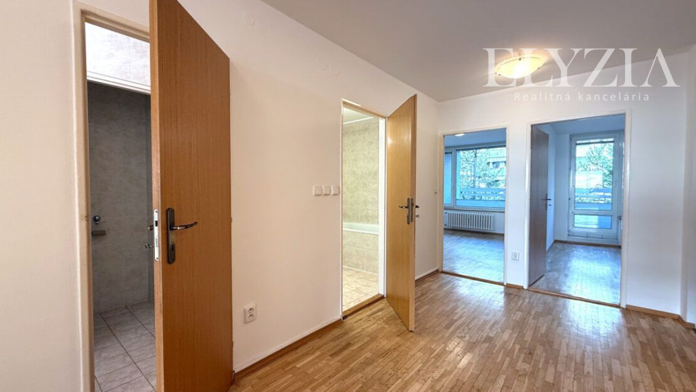 PRENÁJOM! 4 izb. byt na Bôriku s terasami, BA – Staré mesto