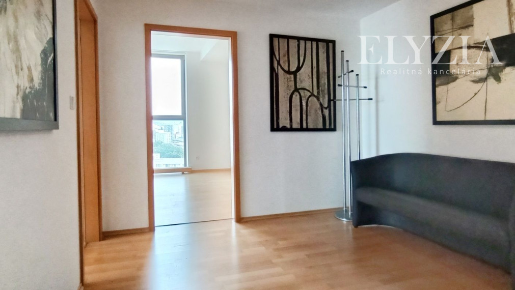 ELYZIA I TOP!! PRENÁJOM, Veľký 2-izbový byt s panoramatickými výhľadmi, parkovanie garáž – Vienna Gate, Petržalka