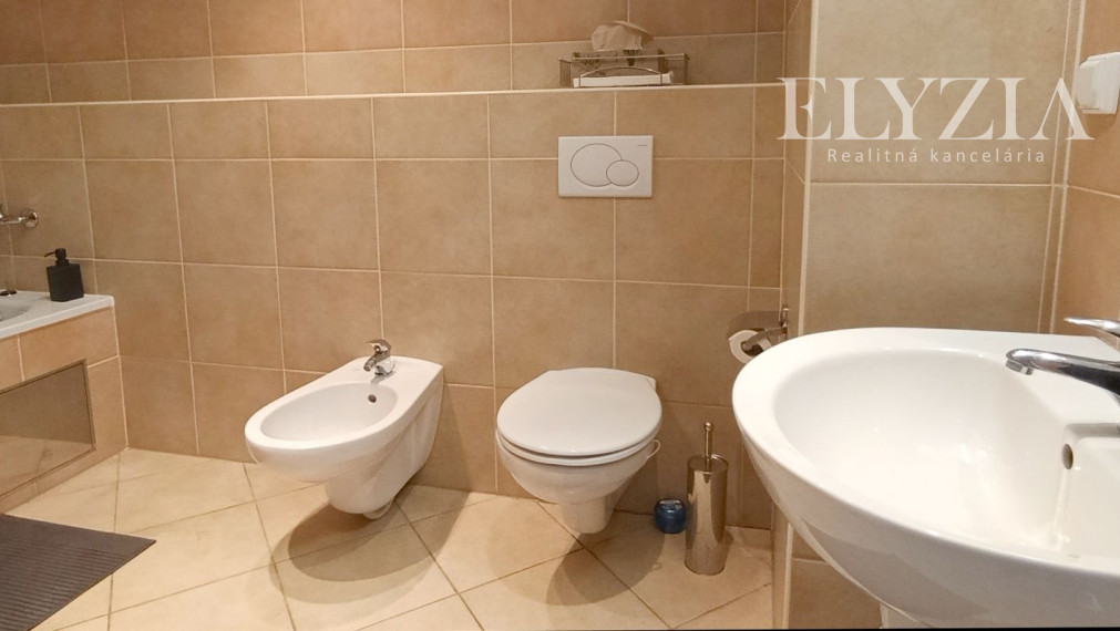 ELYZIA I TOP!! PRENÁJOM, Veľký 2-izbový byt s panoramatickými výhľadmi, parkovanie garáž – Vienna Gate, Petržalka