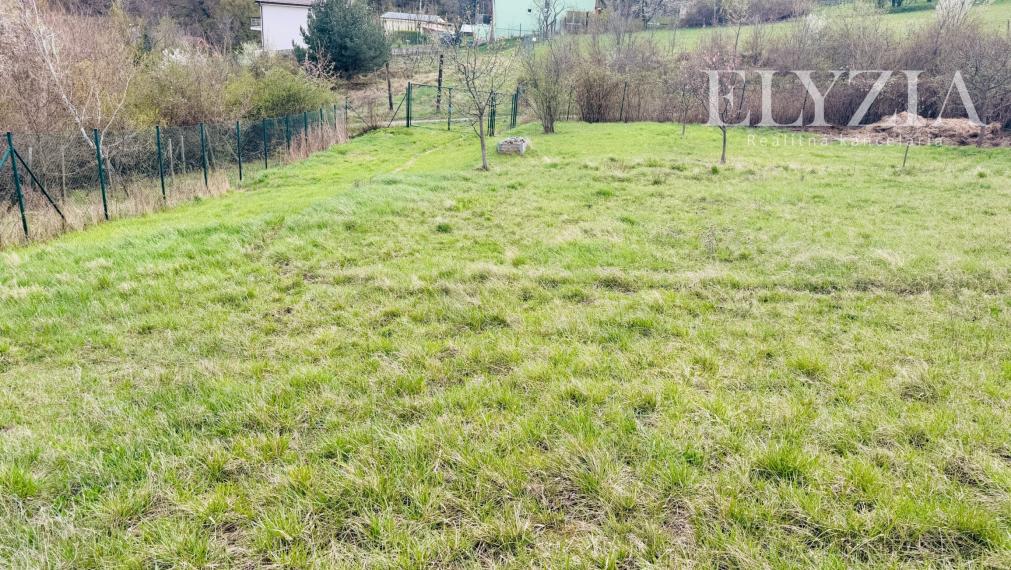 Nádherná záhrada na predaj – Bratislava III, Rača 