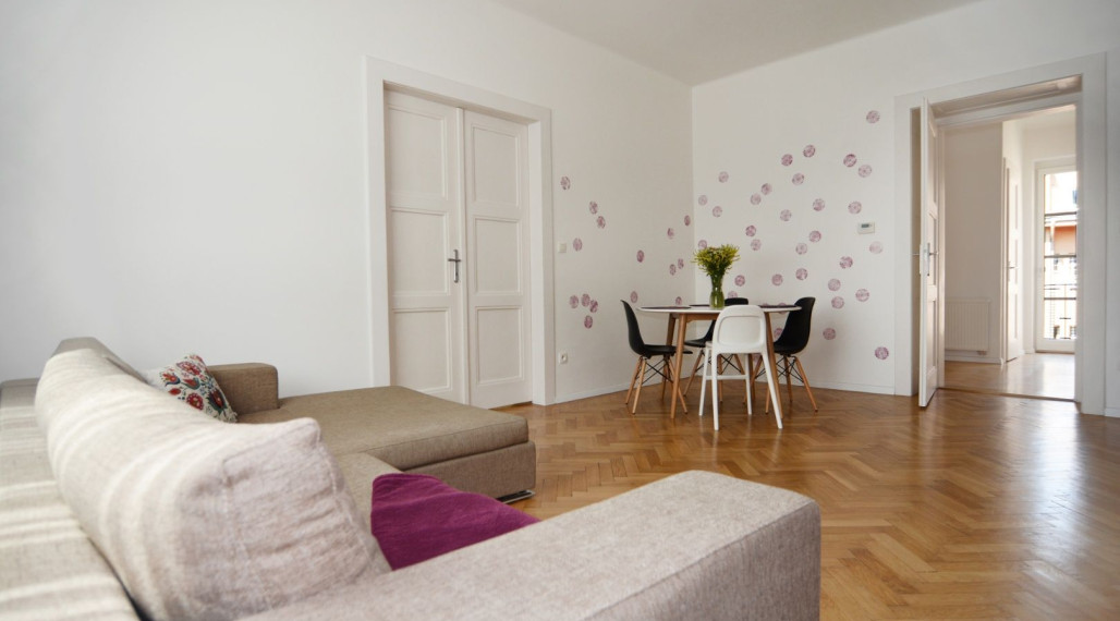 ..........PRENAJATÝ......... ELYZIA I Prenájom štýlový 3 izbový byt, Björsonova ul., Staré mesto, Bratislava