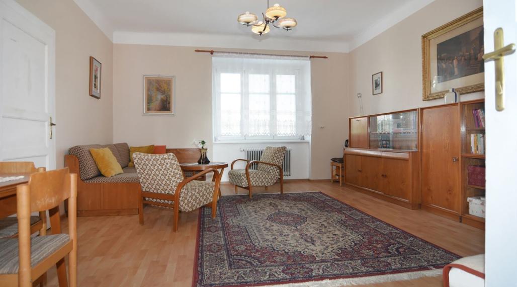 ............. PREDANÝ............. ELYZIA I PREDAJ PRIESTRANNÝ 2 IZB. BYT S LOGGIOU (97 m2), úžasná atmosféra, Račianska ul., Bratislava