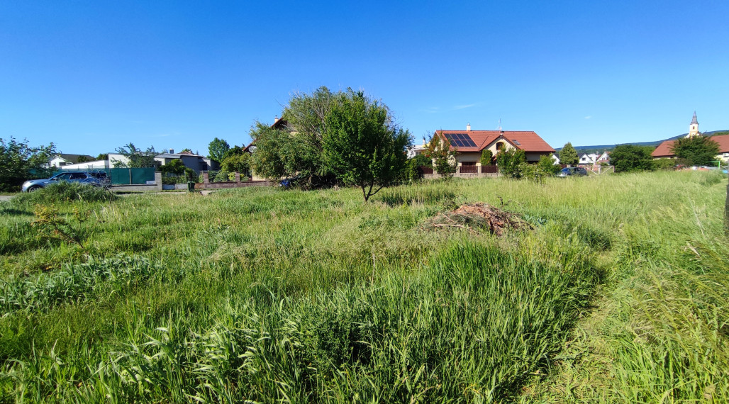 ELYZIA I Exkluzívny predaj stavebný pozemok 1154 m2+ podiel na ceste, všetky IS, projekt, STUPAVA