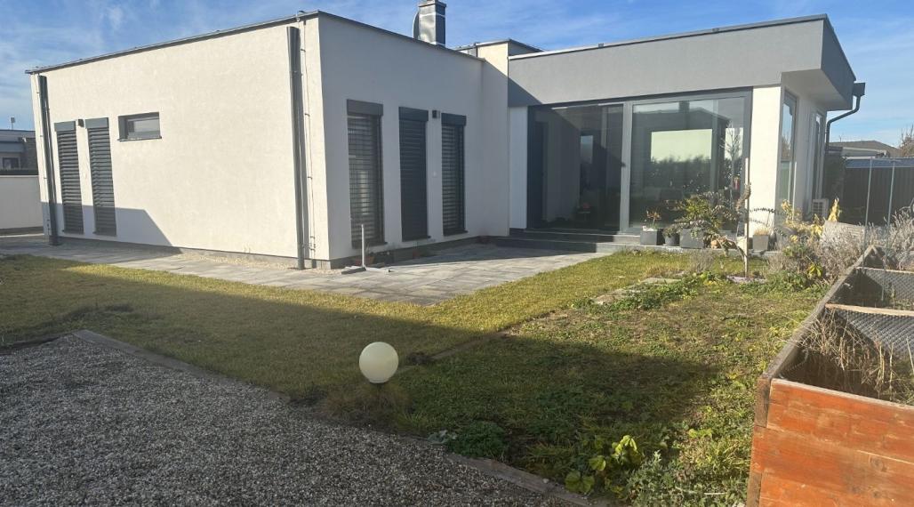 Krásny bungalov na predaj v Moste pri Bratislave