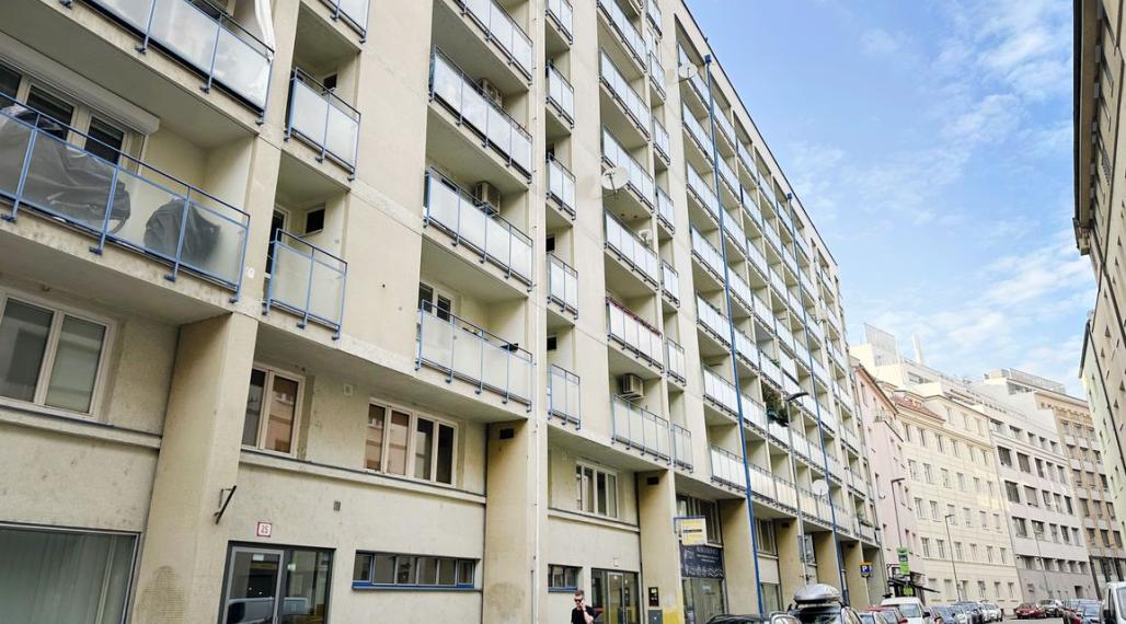 ELYZIA! 3. IZB. BYT V STAROM MESTE S PARKOVANÍM, UL. MEDENÁ 