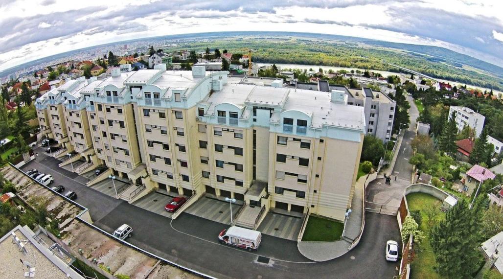 PRENÁJOM! 3. izb. byt na Bôriku s parkovaním, BA I.