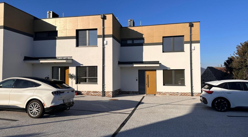 NOVOSTAVBA! NÁDHERNÝ RD 2 NA PRENÁJOM V OBCI WOLFSTHAL, RAKÚSKO