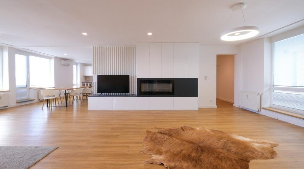 PRENÁJOM! 5 IZB. BYT S TERASOU A PARKOVANÍM, JANČOVA UL.