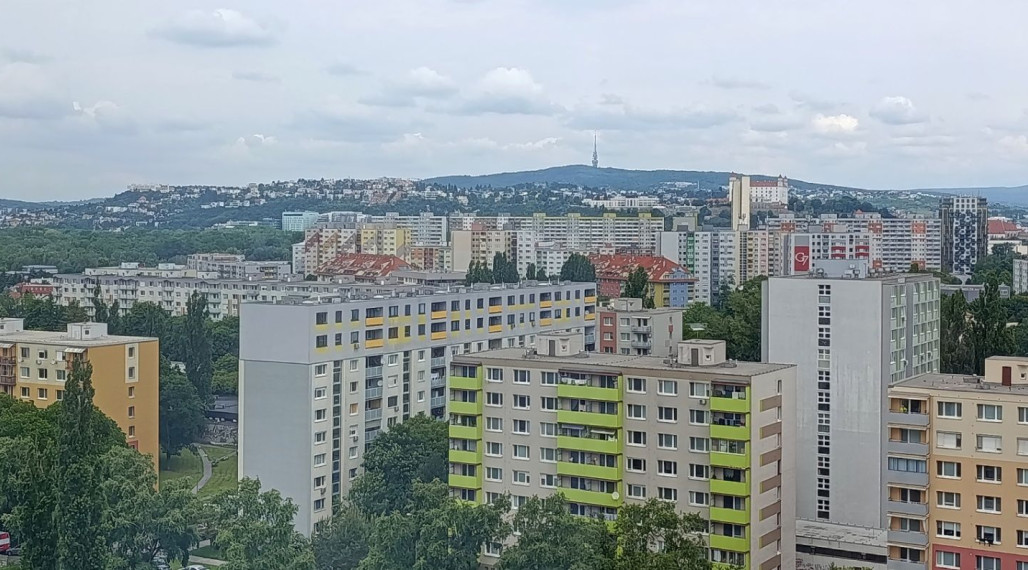 ELYZIA I TOP!! PRENÁJOM, Veľký 2-izbový byt s panoramatickými výhľadmi, parkovanie garáž – Vienna Gate, Petržalka
