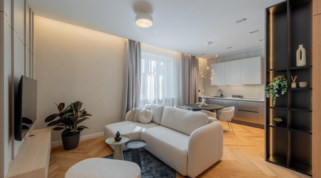 LUXUSNÝ 3,5 IZB. BYT PO NÁDHERNEJ REKONŠTRUKCII, BA NIVY