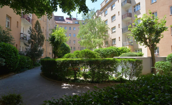 ..........PRENAJATÝ......... ELYZIA I Prenájom štýlový 3 izbový byt, Björsonova ul., Staré mesto, Bratislava - fotografia 16