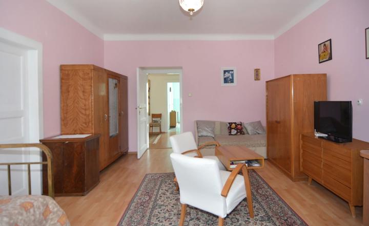............. PREDANÝ............. ELYZIA I PREDAJ PRIESTRANNÝ 2 IZB. BYT S LOGGIOU (97 m2), úžasná atmosféra, Račianska ul., Bratislava - fotografia 7