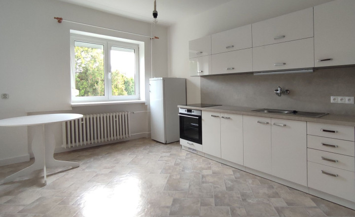 ........ PRENAJATÝ........ELYZIA I PRENÁJOM VEĽKÉHO 3 IZBOVÉHO BYTU 93 m2+ pivnica, sklad, parkovanie, Šamorínska, Bratislava - Podunajské Biskupice