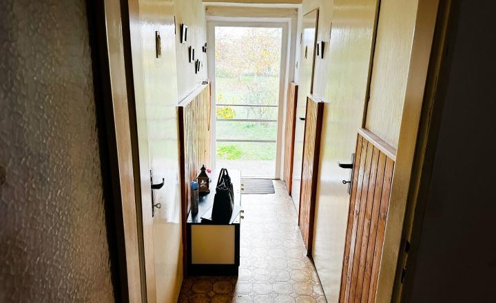 RODINNÝ DOM S OBROVSKÝM POZEMKOV V CHORVÁTSKOM GROBE - fotografia 5