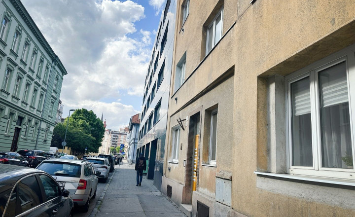 PREDANÉ! ELYZIA I 3 IZB. BYT NA MOSKOVSKEJ UL., BA – STARÉ MESTO - fotografia 9