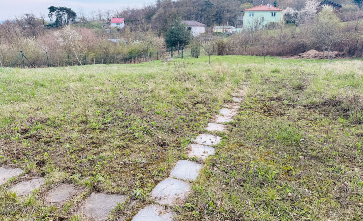 Nádherná záhrada na predaj – Bratislava III, Rača  - fotografia 3
